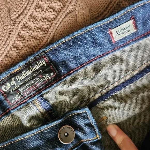 EUC Cult of individuality "Bohemi" jeans size 27 - Picture 2 of 10